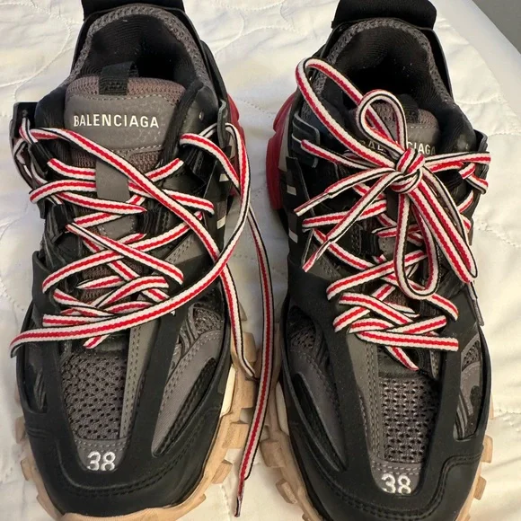 Balenciaga Black and Gray Sneakers with Red and White Laces - Picture 2 of 8